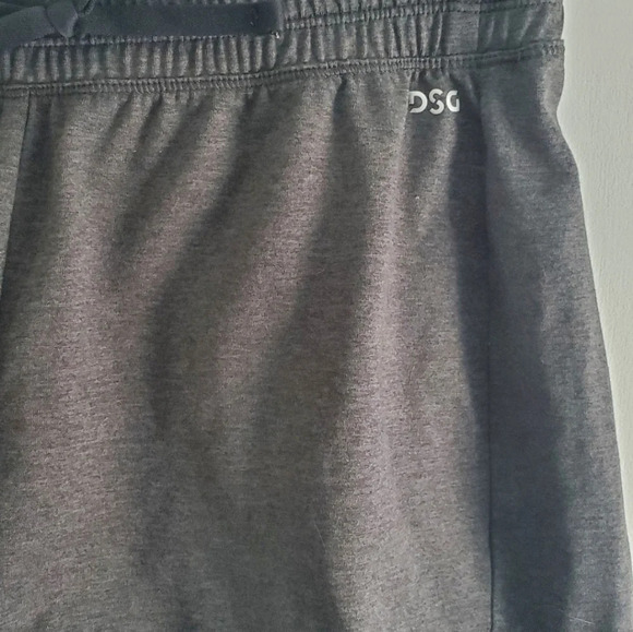 DSG Active Workout Gray 365 XSmall Shorts - Picture 6 of 10